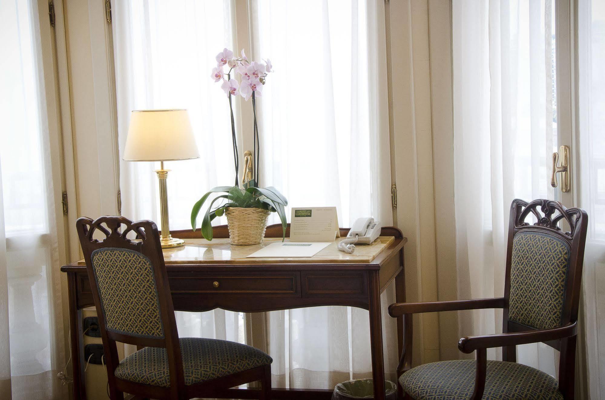 Continental Hotel 4*