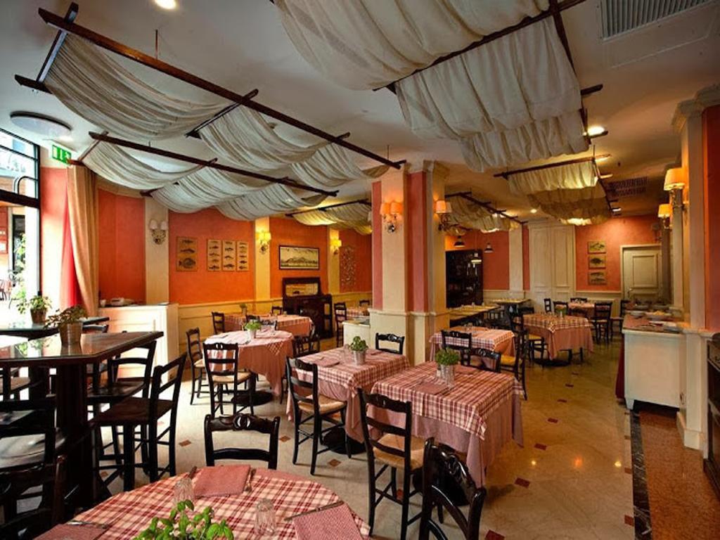 Continental Hotel 4*